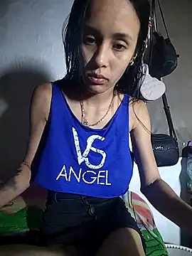 The-quee22 online show from November 7, 7:58 pm