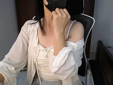 Lunobaby 204 online show from October 25, 9:31 pm