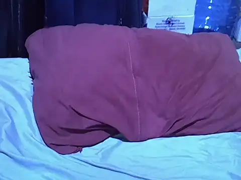 Adaline-Paris online show from December 5, 12:30 am