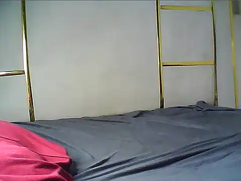 Snapshot of Adaline-Paris chatting on June 4, 3:34 am Adaline-Paris online show from June 4, 3:34 am