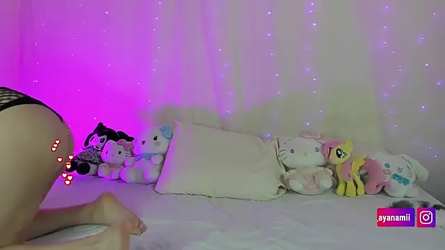 yui ayanami online show from December 17, 12:38 am