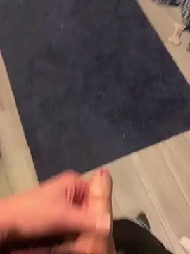 Snapshot of cmp24 chatting on December 16, 6:16 pm cmp24 online show from December 16, 6:16 pm