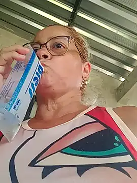 natally ross21 online show from January 8, 3:28 pm