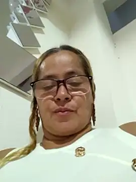 Snapshot of natally_ross21 chatting on June 18, 10:58 pm natally ross21 online show from June 18, 10:58 pm