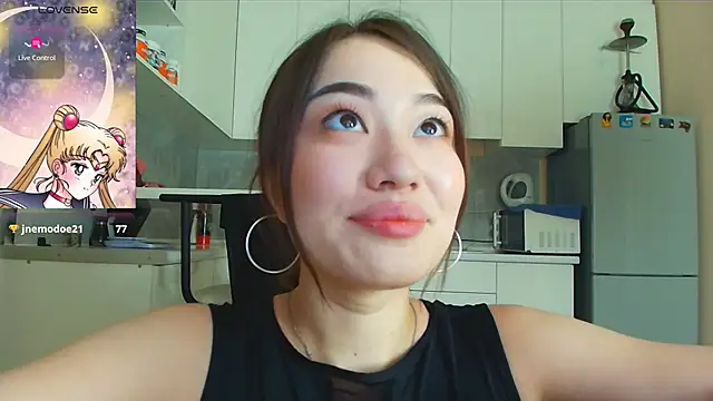 Snapshot of melissa_yamazaki chatting on June 2, 1:40 am melissa yamazaki online show from June 2, 1:40 am