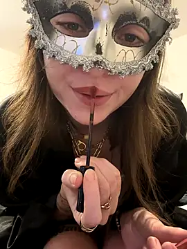 lyafoot online show from December 5, 5:31 pm