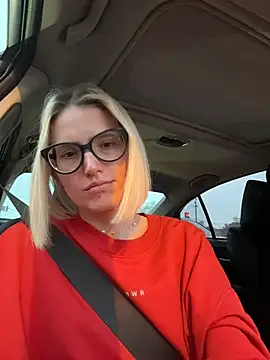 Sexy Sweets online show from November 10, 1:32 pm