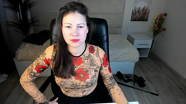 Dana  dom online show from February 7, 1:25 am