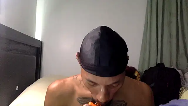 KingDerRico online show from November 12, 3:40 am