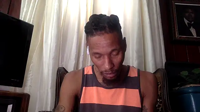 KingDerRico online show from November 28, 6:10 pm