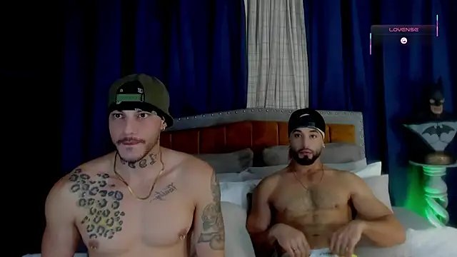 Snapshot of RickG_Oficial chatting on June 23, 5:38 am RickG Oficial online show from June 23, 5:38 am