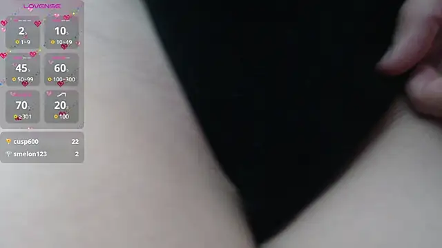 xlunna online show from March 22, 3:53 pm