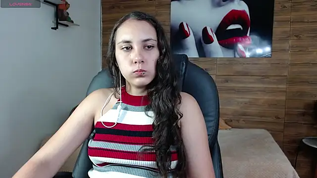 xlunna online show from November 9, 3:21 pm