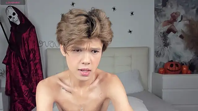 Felix Rey online show from November 1, 10:56 pm