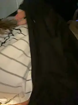 Snapshot of Sweet___Emily chatting on December 6, 5:33 pm Sweet Emily online show from December 6, 5:33 pm