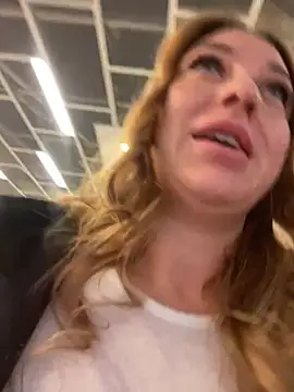 Snapshot of Sweet___Emily chatting on January 24, 2:51 pm Sweet Emily online show from January 24, 2:51 pm