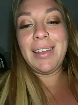 Snapshot of Sweet___Emily chatting on March 13, 5:39 pm Sweet Emily online show from March 13, 5:39 pm