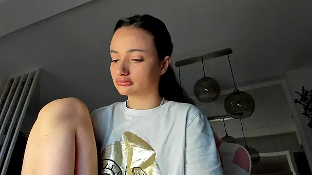 IreneVON online show from October 22, 4:02 am