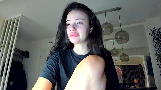 IreneVON online show from February 8, 4:38 am