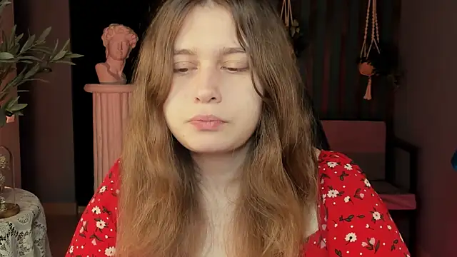 FioraMarmoris online show from November 4, 5:28 am