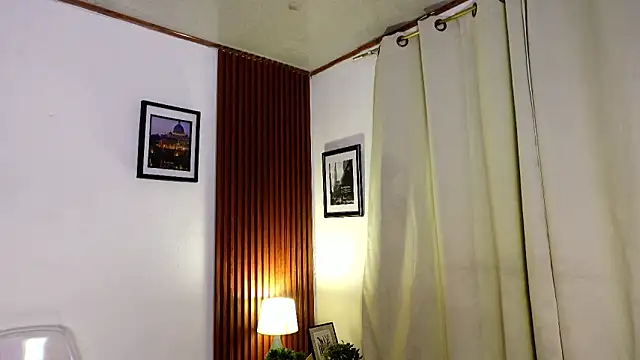 Snapshot of angeli_sexi chatting on July 8, 12:59 am angeli sexi online show from July 8, 12:59 am