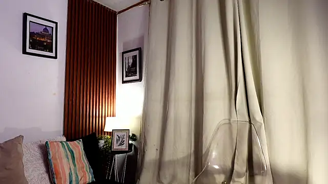 Snapshot of angeli_sexi chatting on July 21, 11:51 pm angeli sexi online show from July 21, 11:51 pm