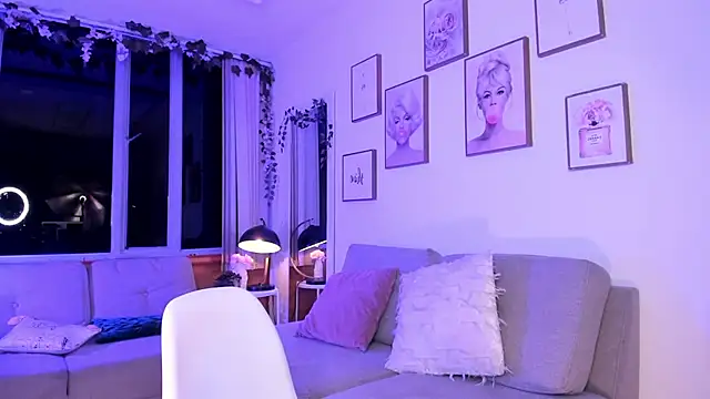 Bella ev online show from February 5, 5:01 am