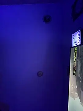 Snapshot of thatdude9_9_9 chatting on December 31, 10:04 am thatdude9 9 9 online show from December 31, 10:04 am