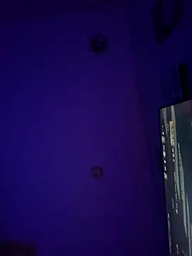 Snapshot of thatdude9_9_9 chatting on January 3, 9:15 am thatdude9 9 9 online show from January 3, 9:15 am