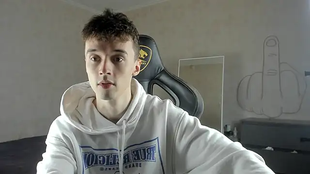 Snapshot of MasonWarholl chatting on September 28, 2:39 am MasonWarholl online show from September 28, 2:39 am