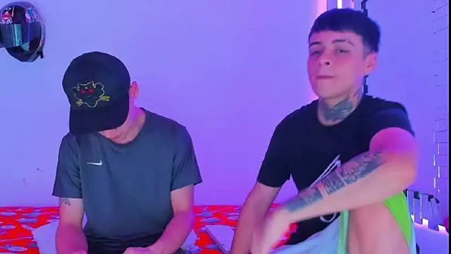 HOT boy2025 online show from December 4, 11:24 pm