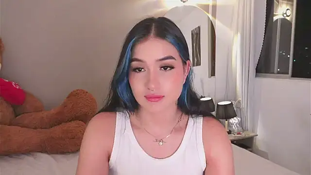 AnnyHizzle online show from November 10, 4:44 am