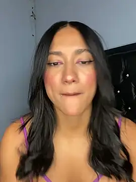 Snapshot of mailyreid chatting on February 8, 4:25 am mailyreid online show from February 8, 4:25 am