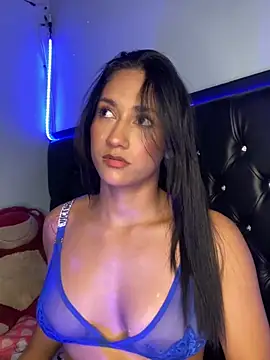 Snapshot of mailyreid chatting on March 16, 3:47 am mailyreid online show from March 16, 3:47 am