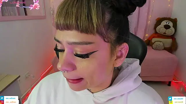 zoesullivan online show from November 7, 9:53 am