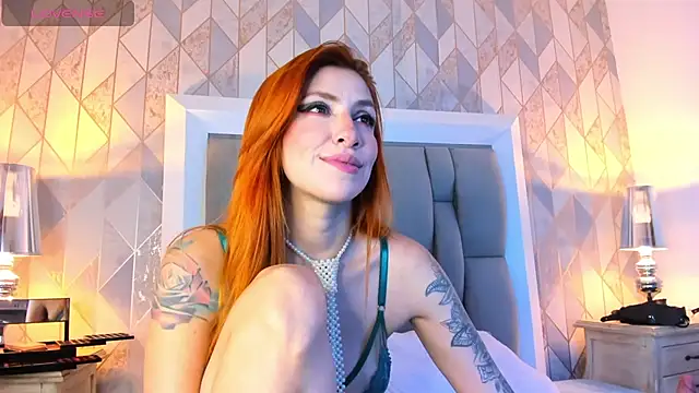 Ginger Violetta  online show from December 27, 7:35 pm