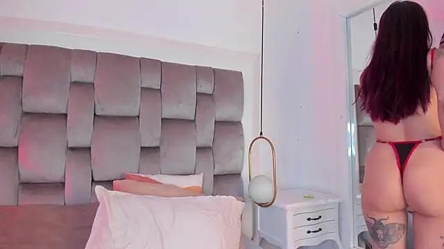 Snapshot of Ginger_Violetta_ chatting on May 11, 7:44 pm Ginger Violetta online show from May 11, 7:44 pm