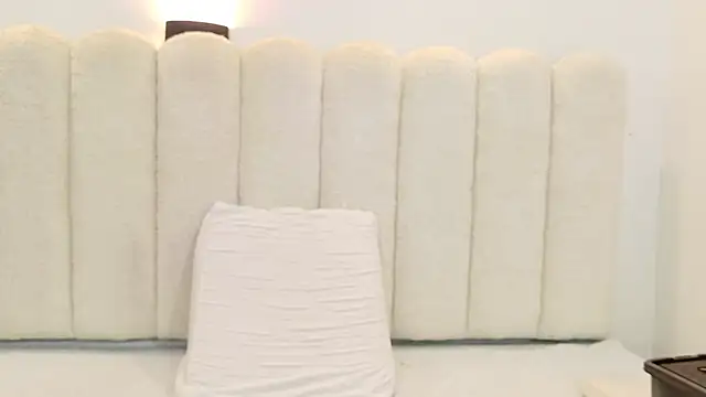 Snapshot of Juliabadlee chatting on September 26, 9:08 pm Juliabadlee online show from September 26, 9:08 pm