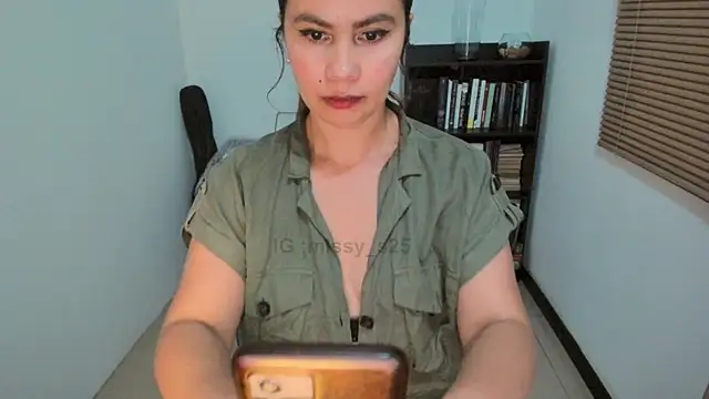 Snapshot of gigi_stephans chatting on May 30, 11:46 pm gigi stephans online show from May 30, 11:46 pm