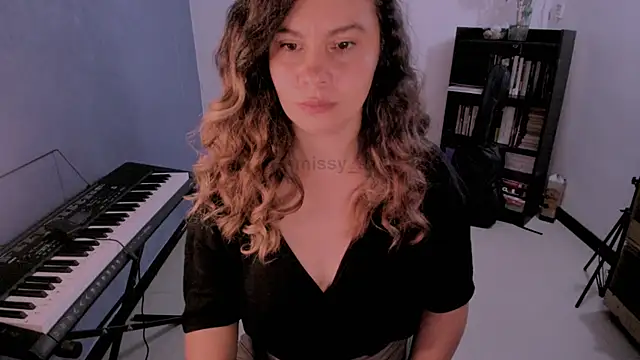 Snapshot of gigi_stephans chatting on July 25, 1:47 am gigi stephans online show from July 25, 1:47 am
