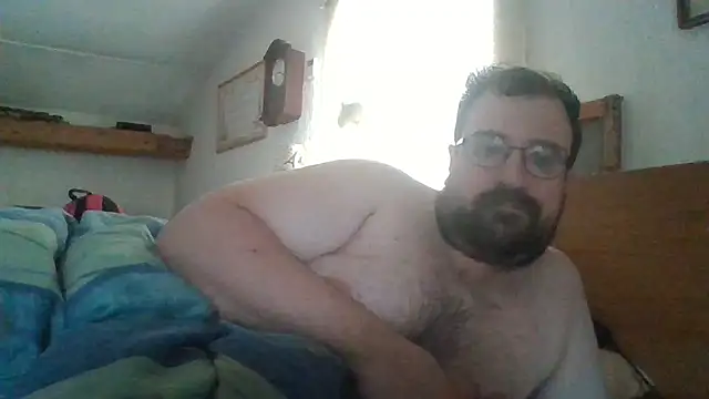 Snapshot of iammtheniceguy chatting on March 8, 7:27 am iammtheniceguy online show from March 8, 7:27 am