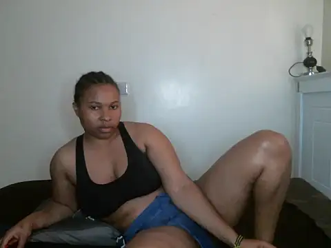 R-thequeen online show from January 4, 11:54 am