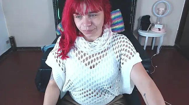 Snapshot of VioletaaaSlave chatting on February 11, 11:10 am VioletaaaSlave online show from February 11, 11:10 am