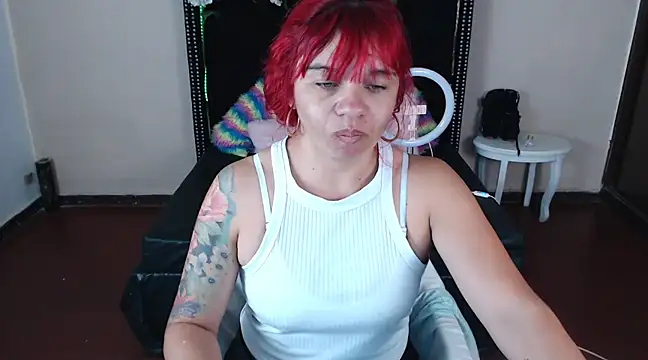 Snapshot of VioletaaaSlave chatting on February 27, 11:20 am VioletaaaSlave online show from February 27, 11:20 am