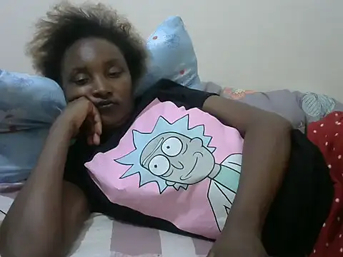 StacyGee24 online show from March 18, 5:05 pm