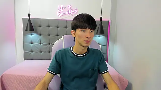 Snapshot of Jake_evans chatting on September 29, 8:02 pm Jake evans online show from September 29, 8:02 pm