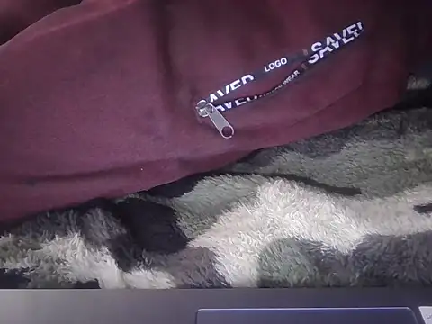 lmlfff online show from December 14, 7:18 pm