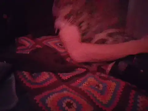 Snapshot of lmlfff chatting on January 10, 1:46 pm lmlfff online show from January 10, 1:46 pm