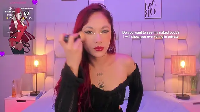 Snapshot of SkinnyFoxy chatting on May 9, 8:36 pm SkinnyFoxy online show from May 9, 8:36 pm