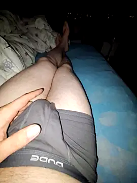 Snapshot of Bozok1906 chatting on March 21, 12:04 am Bozok1906 online show from March 21, 12:04 am